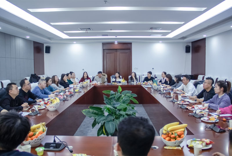 w66利来举行年度总结会